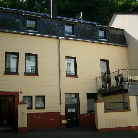 Burgeiche * Bernkastel-Kues